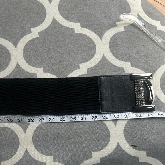 Y2K Bratz Big Buckle Statement Rhinestone Stretchy Belt - Picture 7 of 7